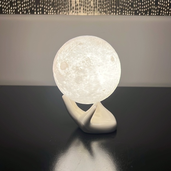 Moon Lamp - Picture 6 of 10